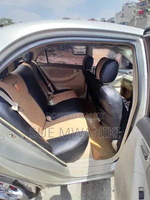 Toyota Corolla 2002 Gold