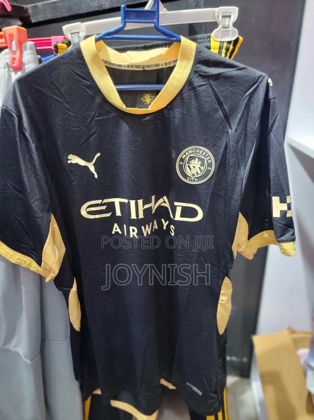 New Season Manchester City New Season Kits - thumbnail 2
