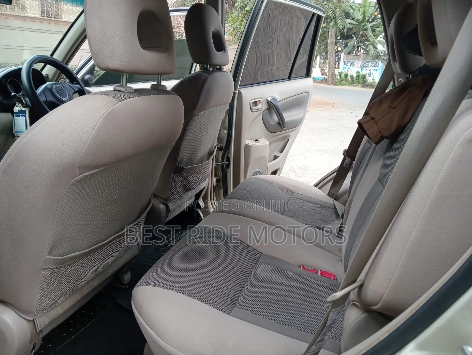 Toyota RAV4 2002 Silver
