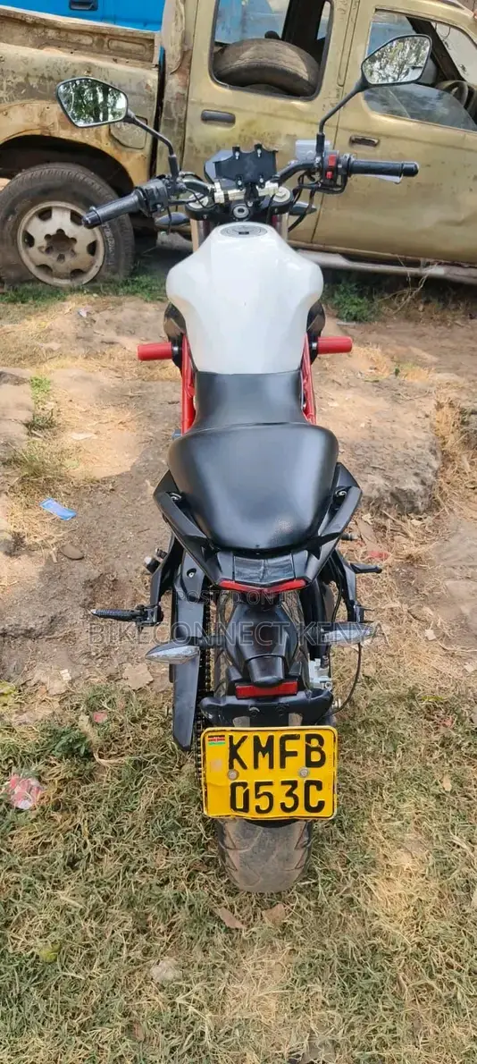 Benelli TNT 2020 White