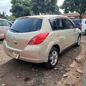 Nissan Tiida 2008 Gold