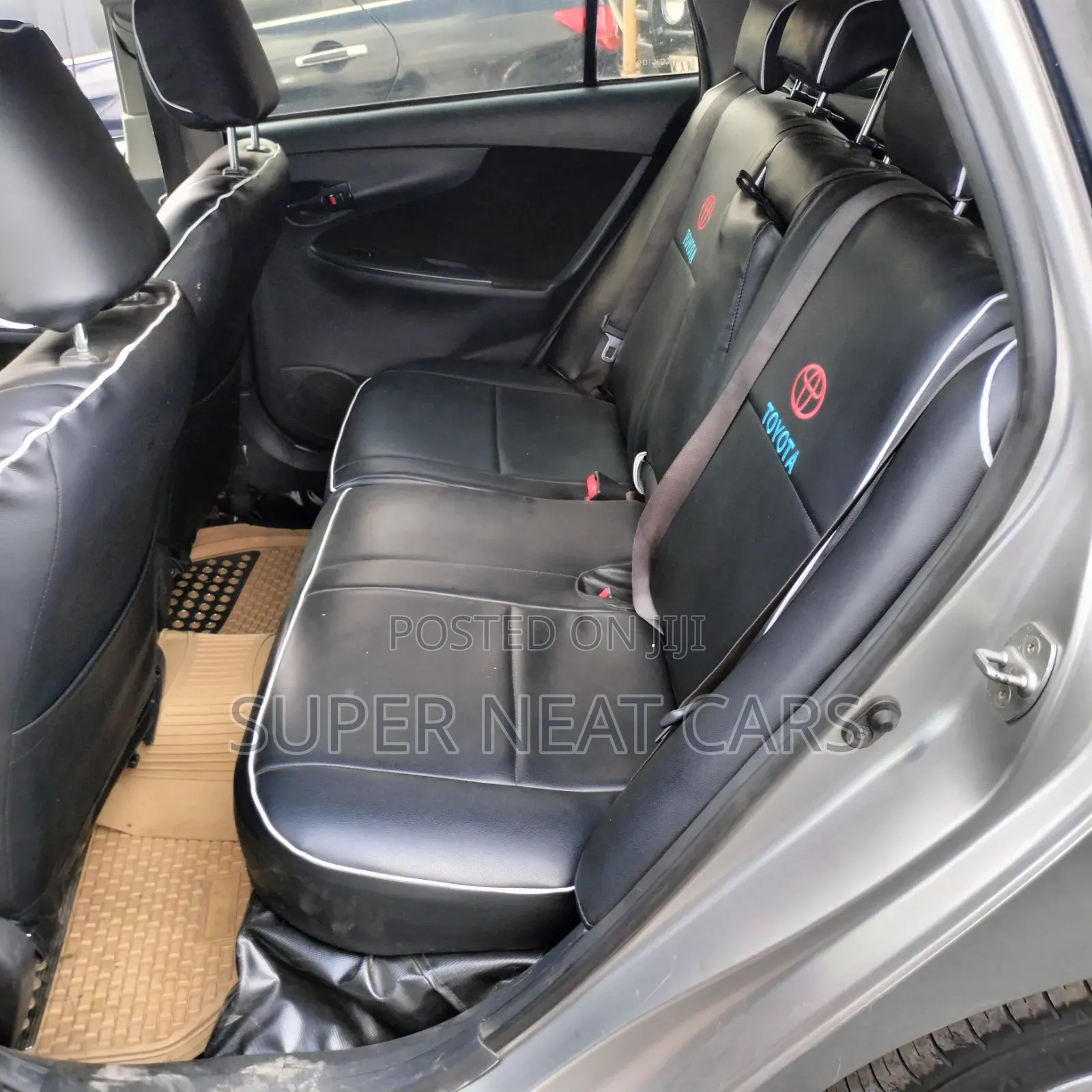 Toyota Corolla Fielder 2009 Silver