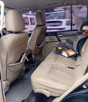 Mitsubishi Pajero 3.0 2011 Black