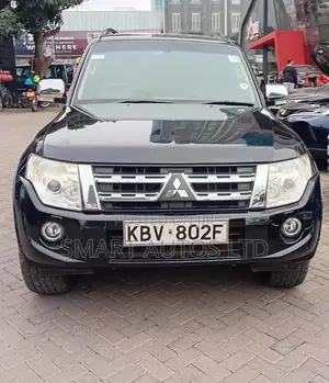 Mitsubishi Pajero 3.0 2011 Black