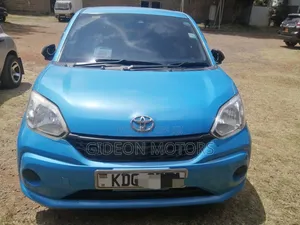 Toyota Passo 2017 Blue