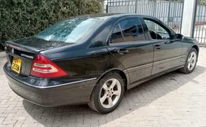 Mercedes-Benz C230 2005 Black