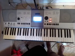 Yamaha PSR E 413