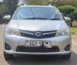 Toyota Corolla Fielder 2013 Silver