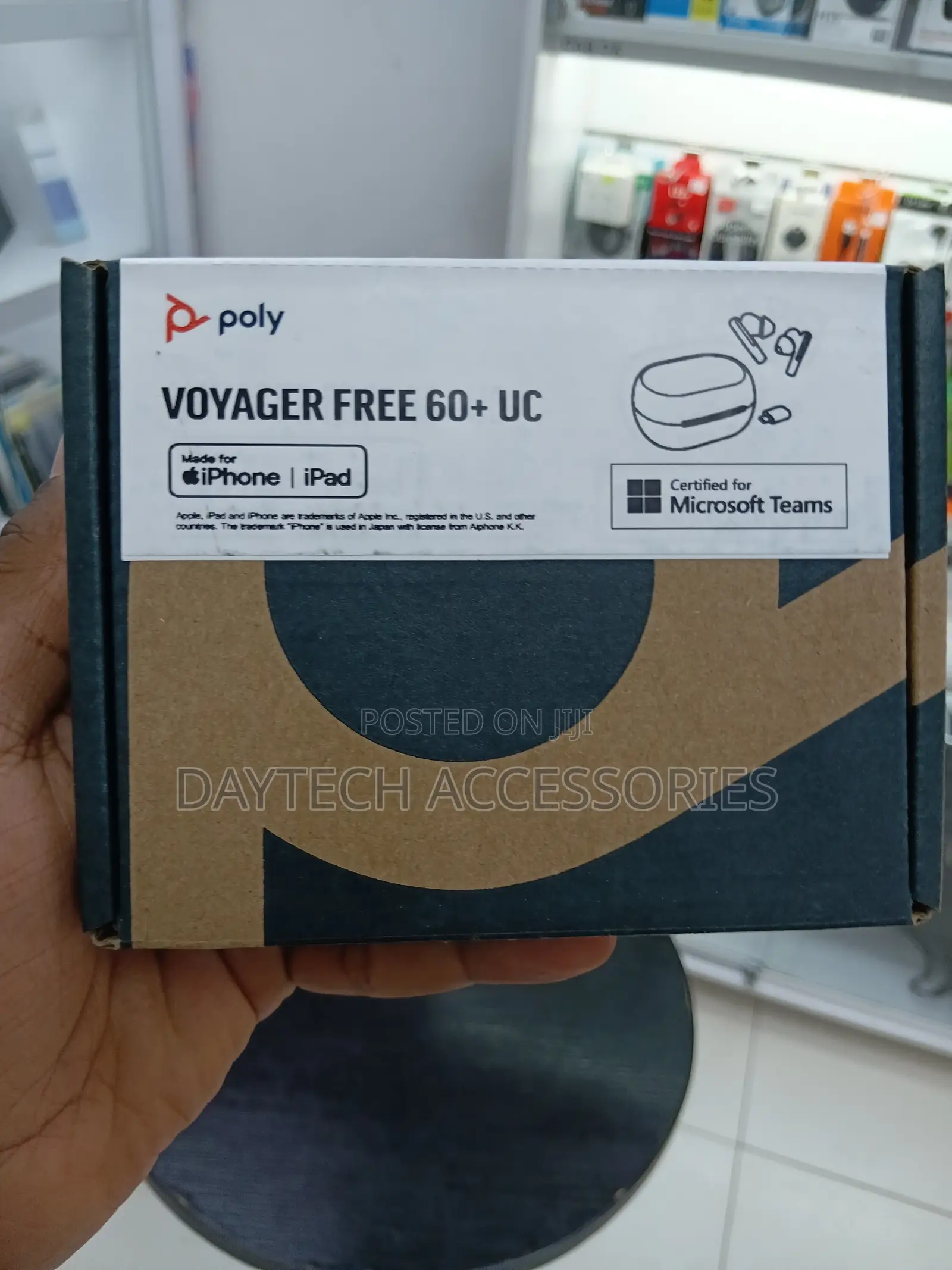 Poly Voyager 60+ UC Carbon Black Earbuds+BT700 USB-C