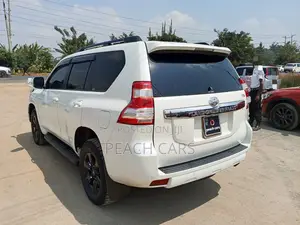 Toyota Land Cruiser Prado 2016 White