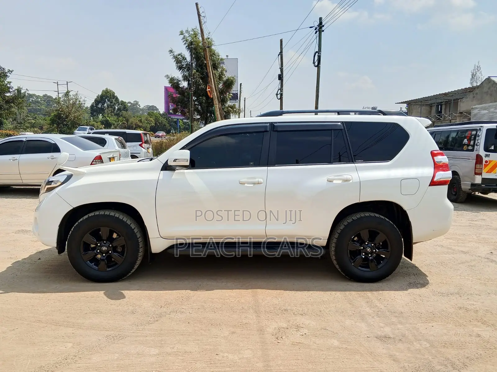 Toyota Land Cruiser Prado 2016 White