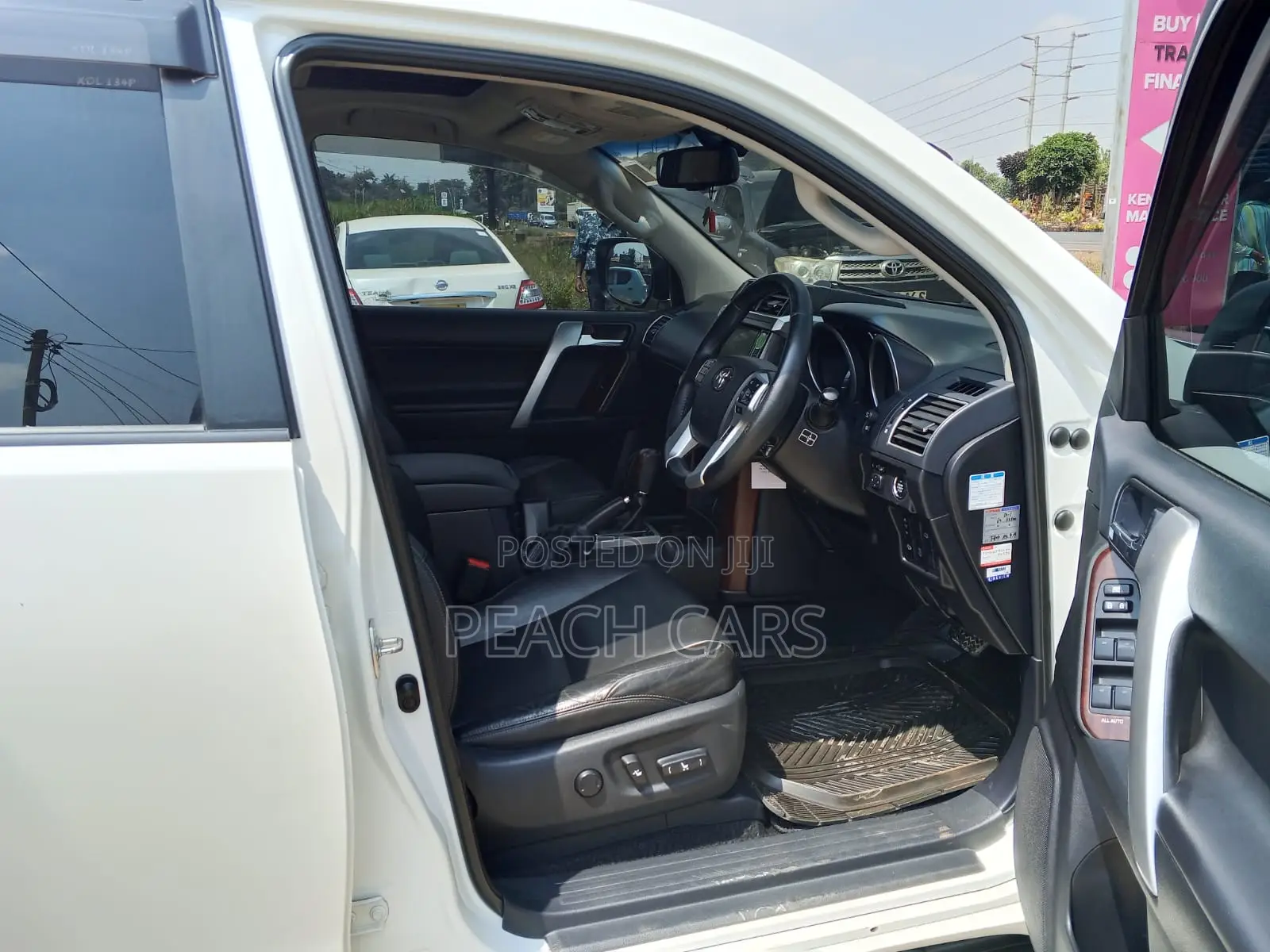 Toyota Land Cruiser Prado 2016 White