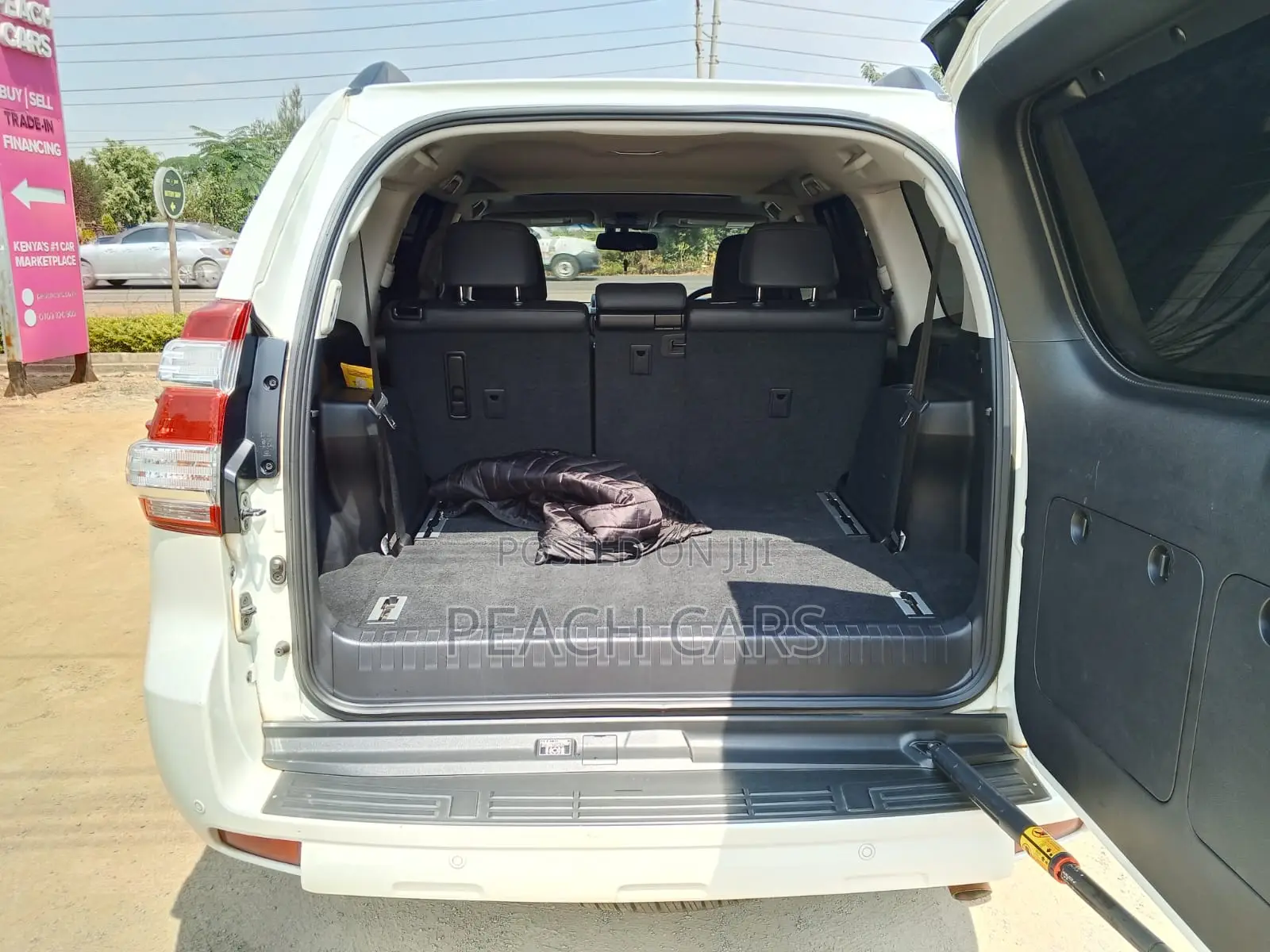 Toyota Land Cruiser Prado 2016 White