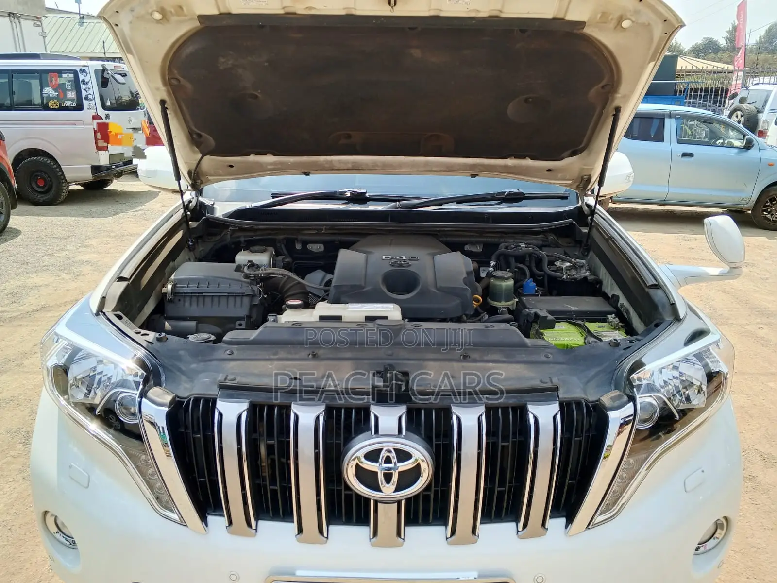 Toyota Land Cruiser Prado 2016 White