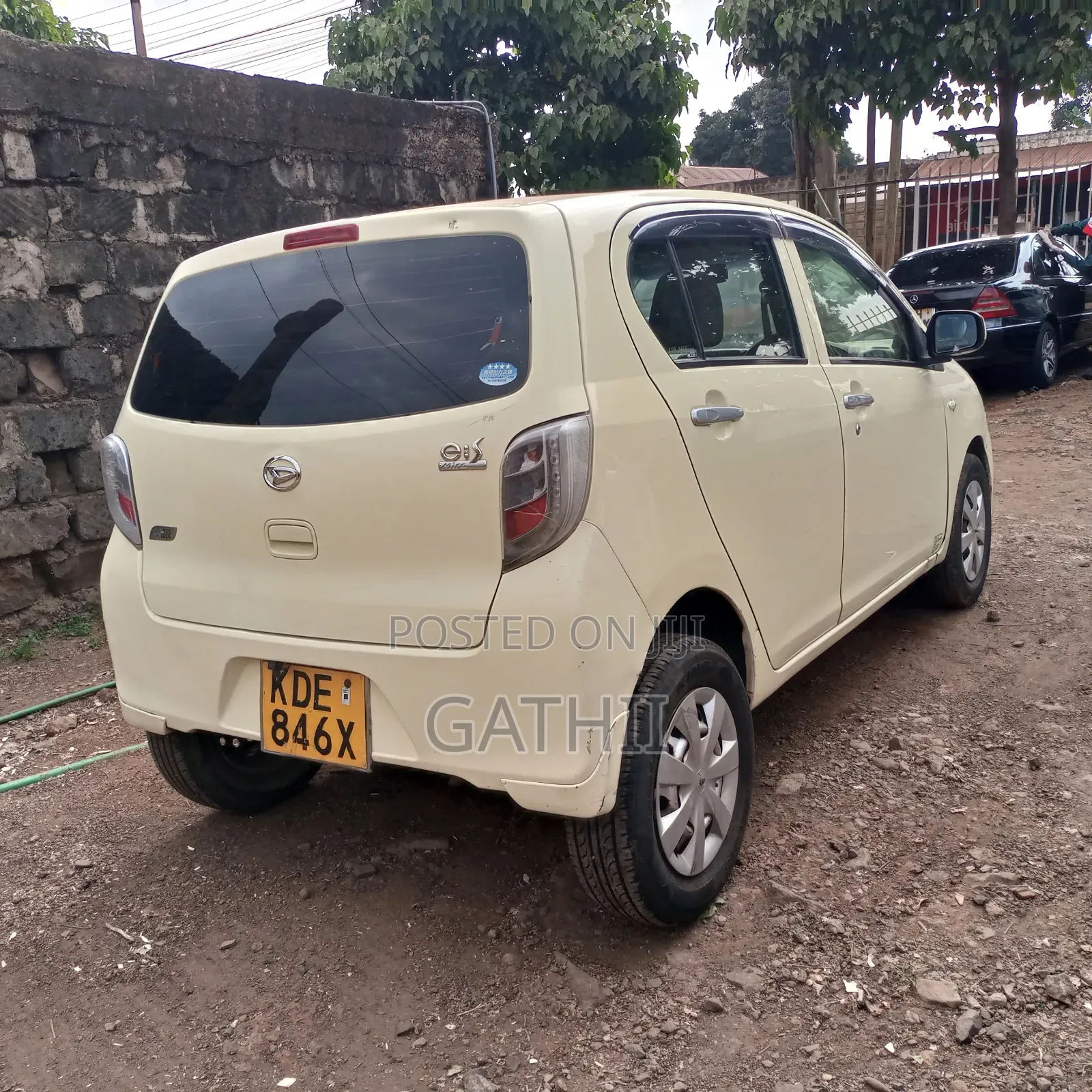 Daihatsu Mira 2014 Beige