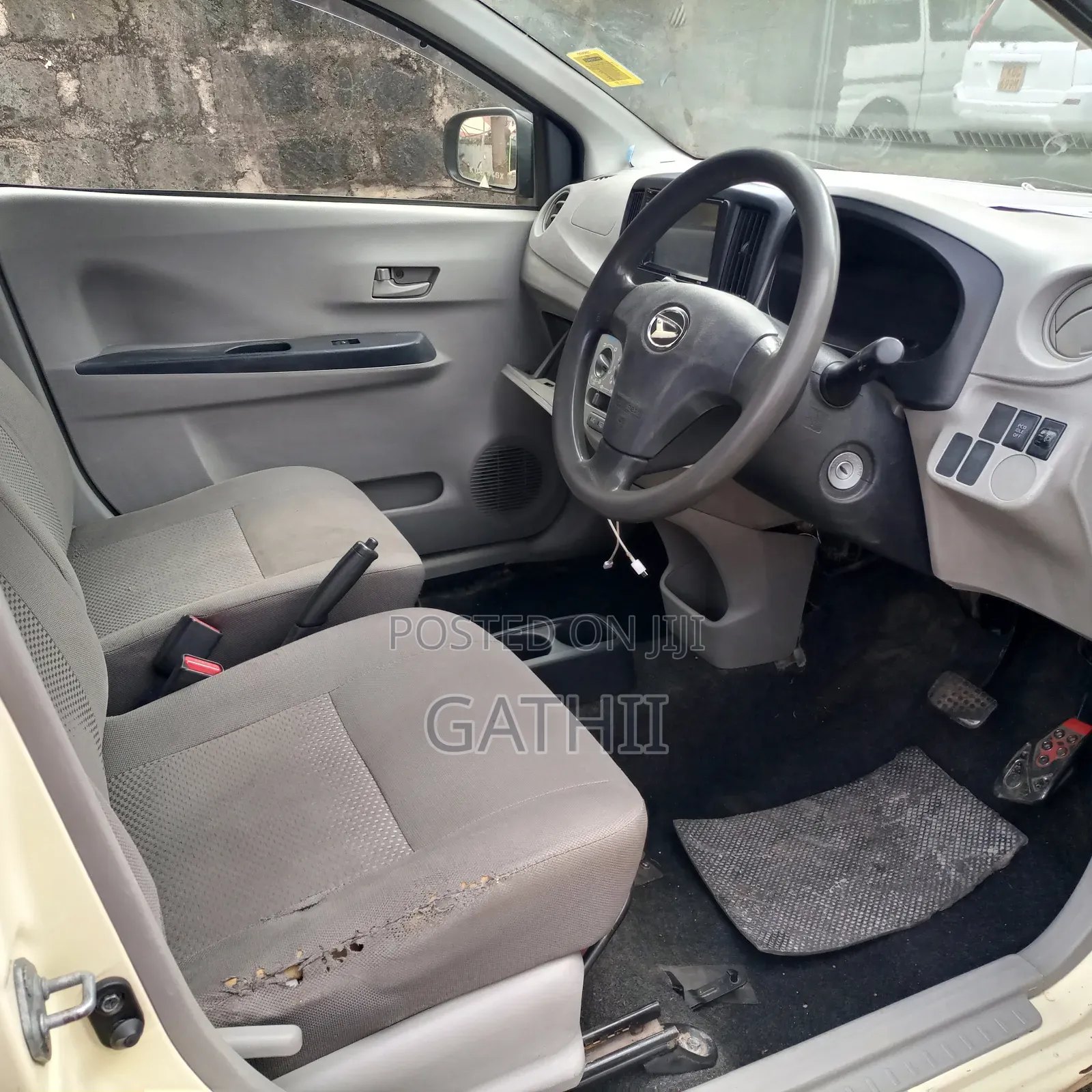Daihatsu Mira 2014 Beige
