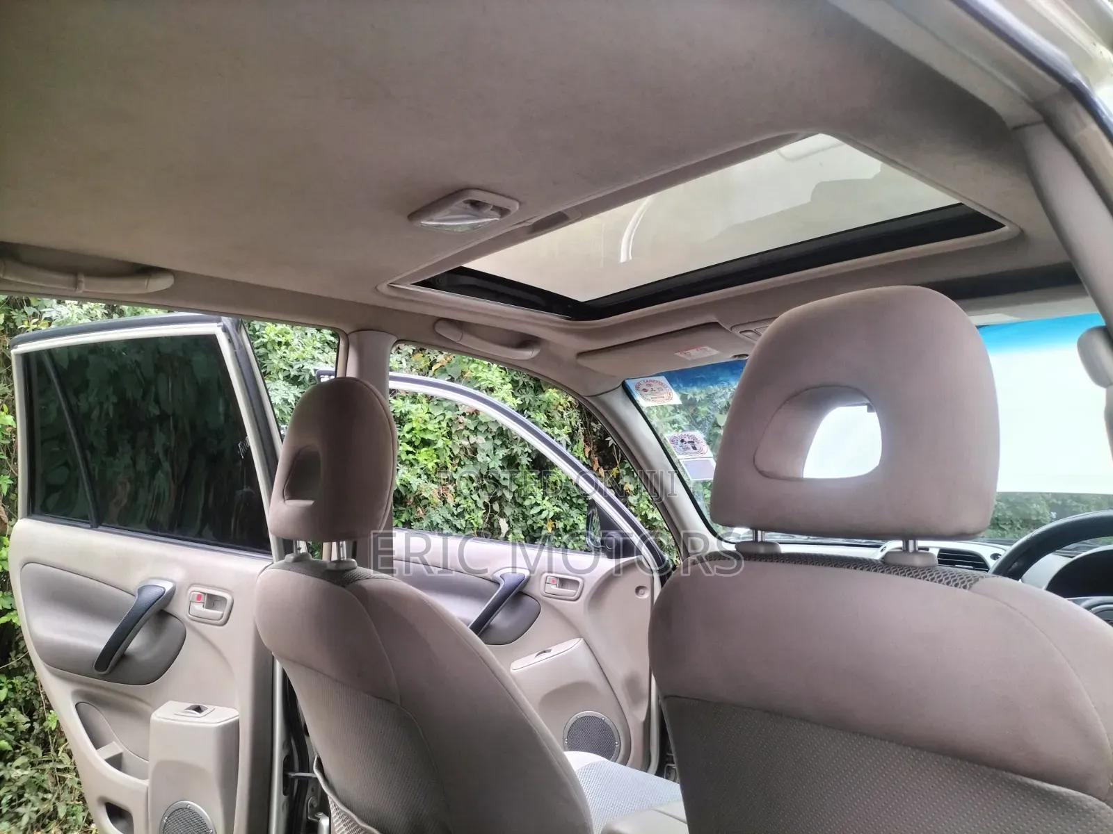 Toyota RAV4 Automatic 2000 Gold