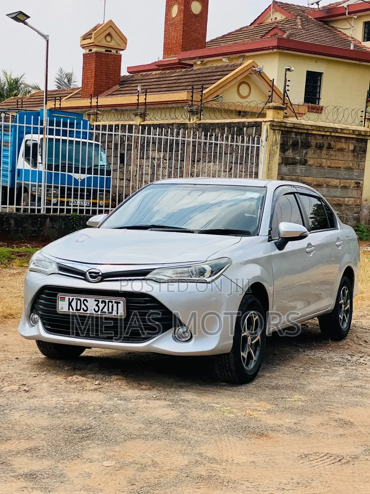 Toyota Axio 2017 Silver