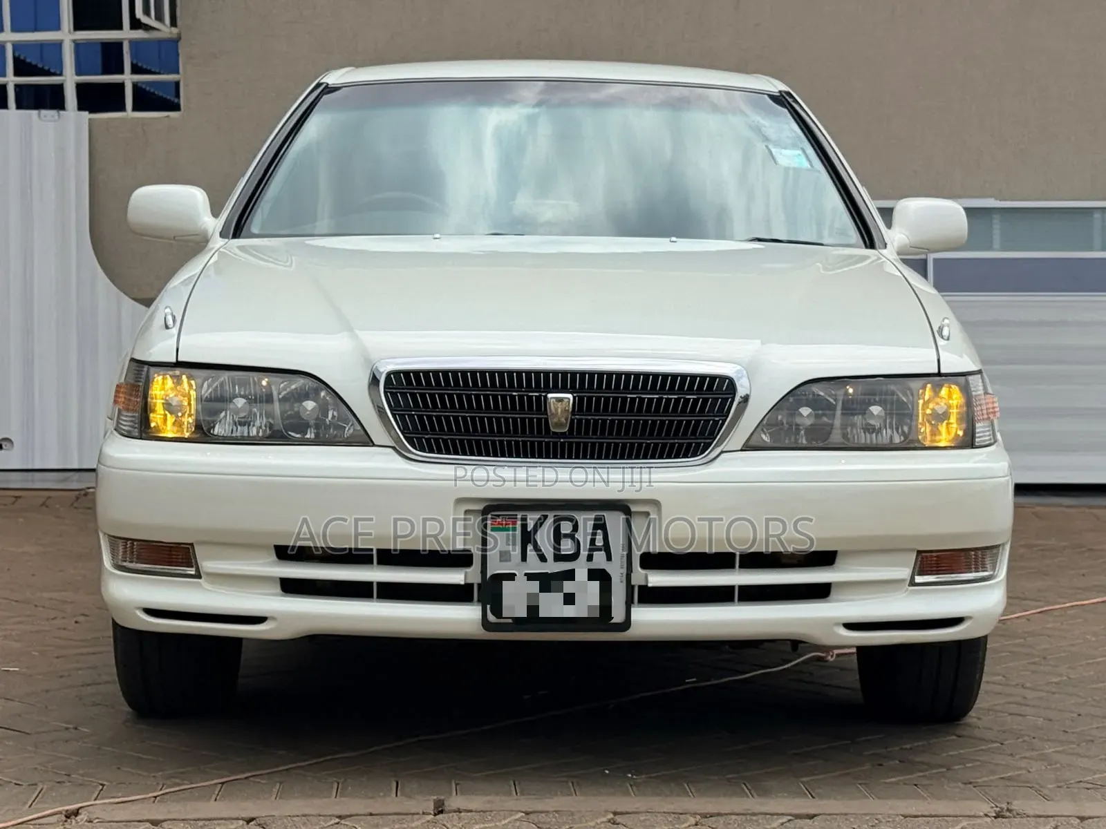 Toyota Cresta 2000 White