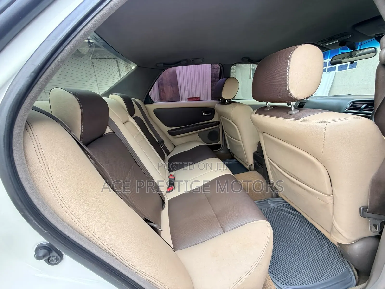 Toyota Cresta 2000 White