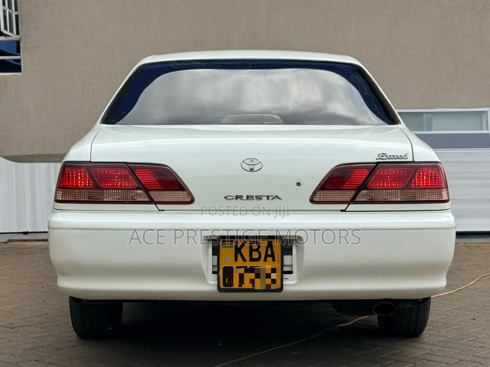 Toyota Cresta 2000 White