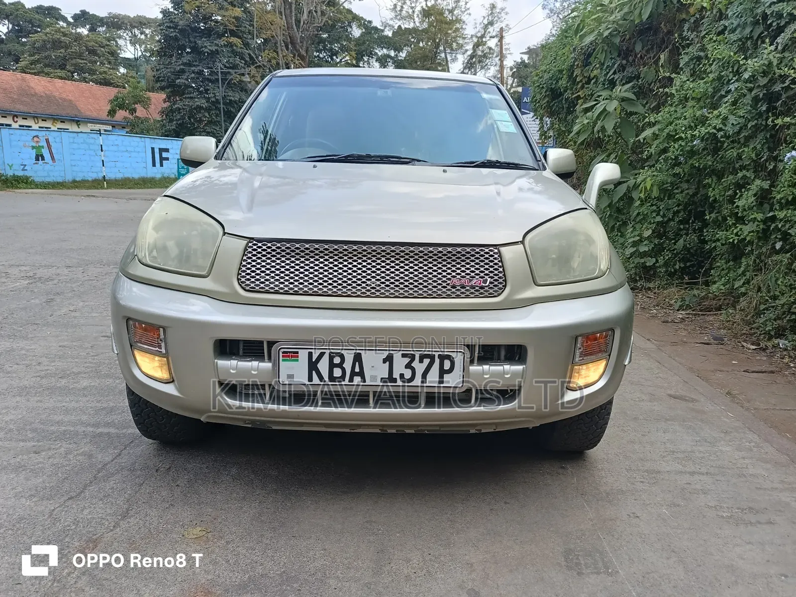 Toyota RAV4 Automatic 2000 Gold