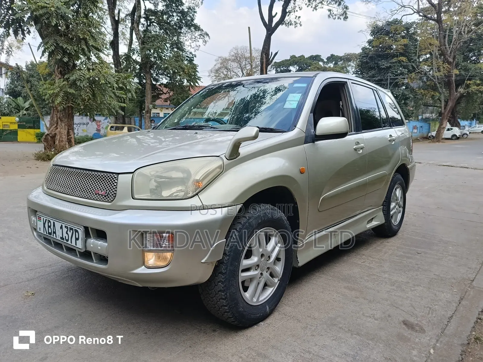 Toyota RAV4 Automatic 2000 Gold