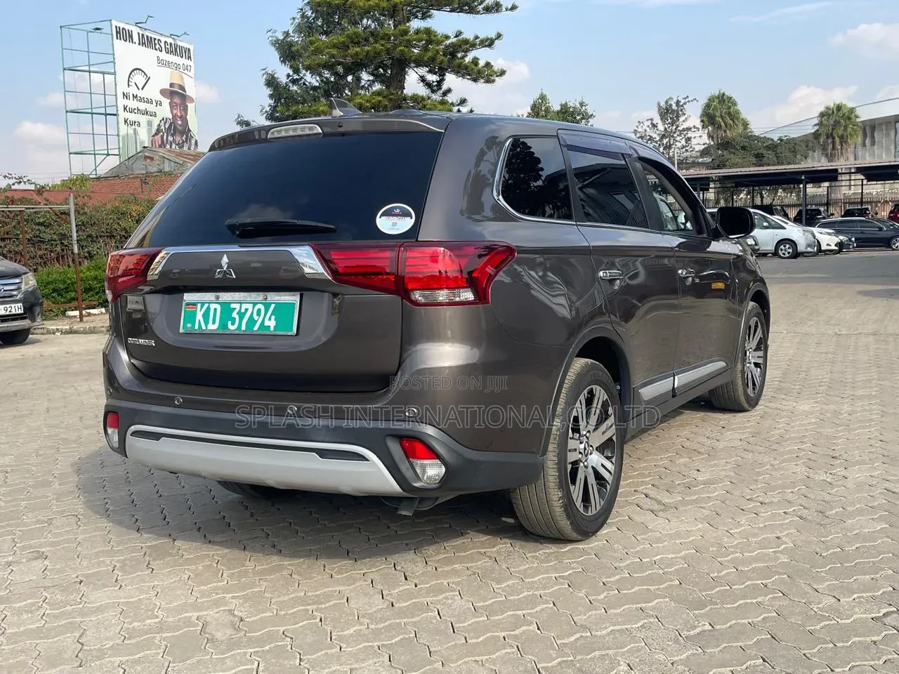 Mitsubishi Outlander 2019 Brown