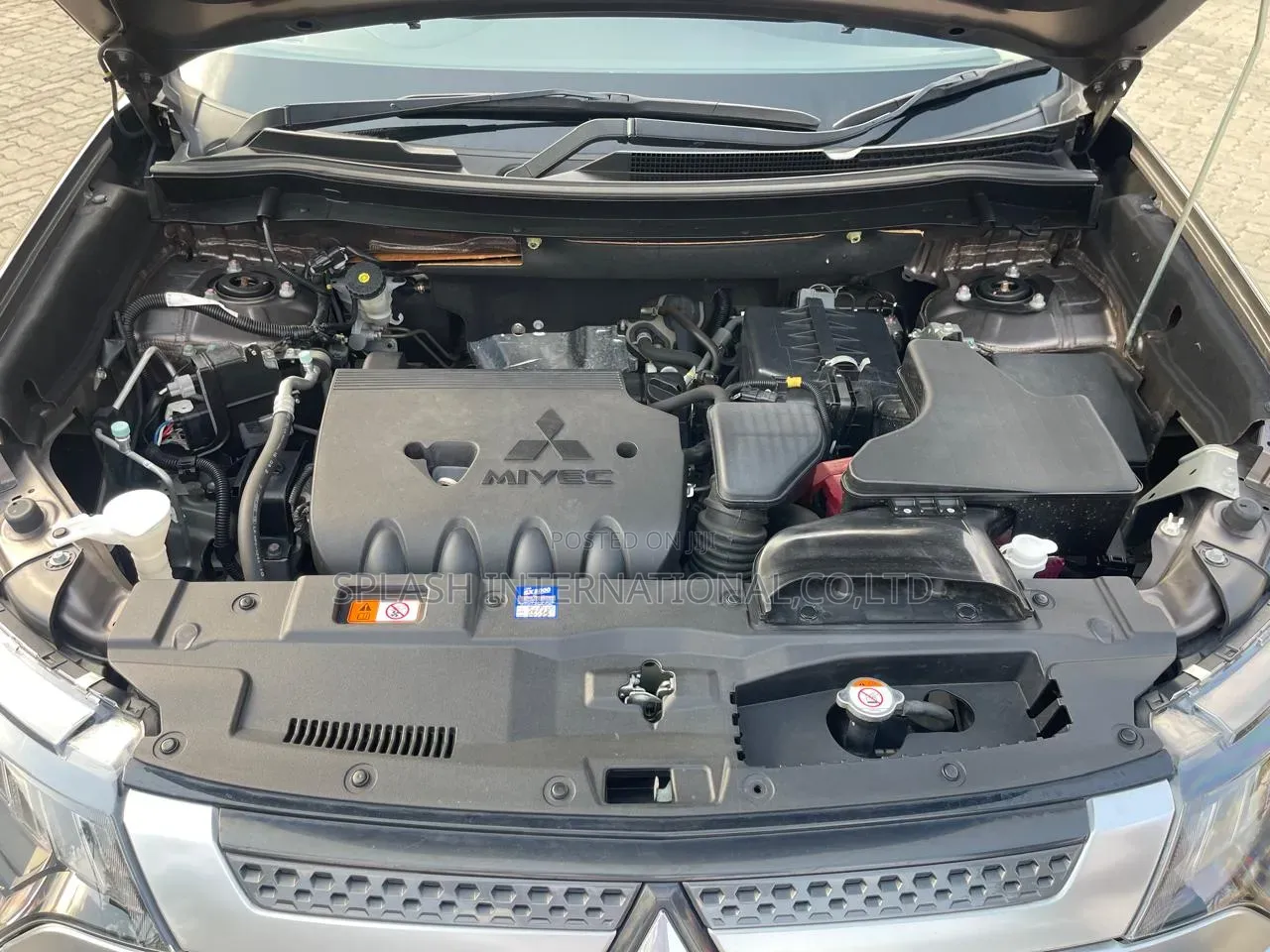 Mitsubishi Outlander 2019 Brown