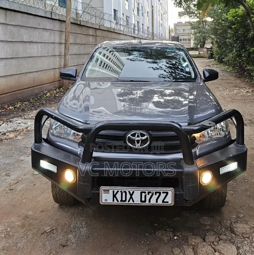 Toyota Hilux Revo Double Cab Deisel 2.4 RWD 2021