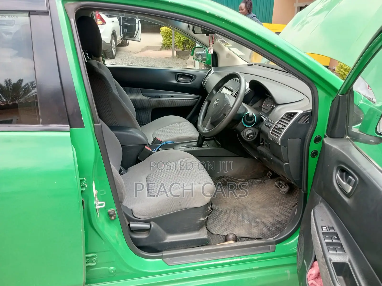 Nissan Wingroad 2016 Green