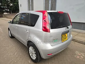 Nissan Note 2012 Silver