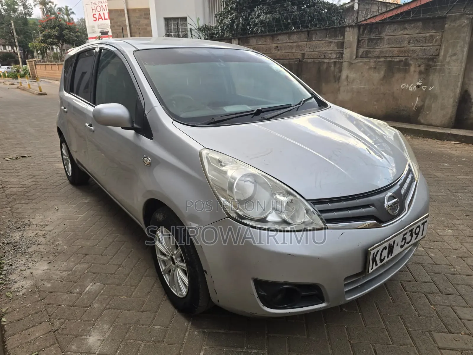 Nissan Note 2012 Silver