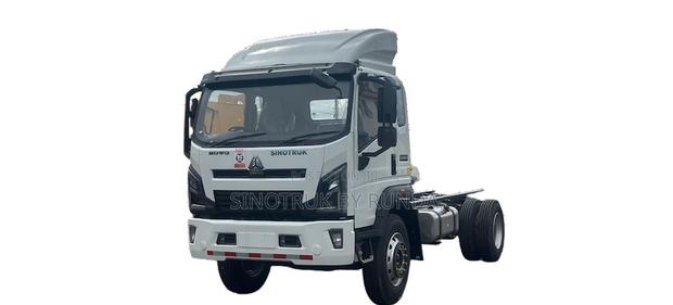 Sinotruk Howo Heavy Commercial Trucks - thumbnail 2