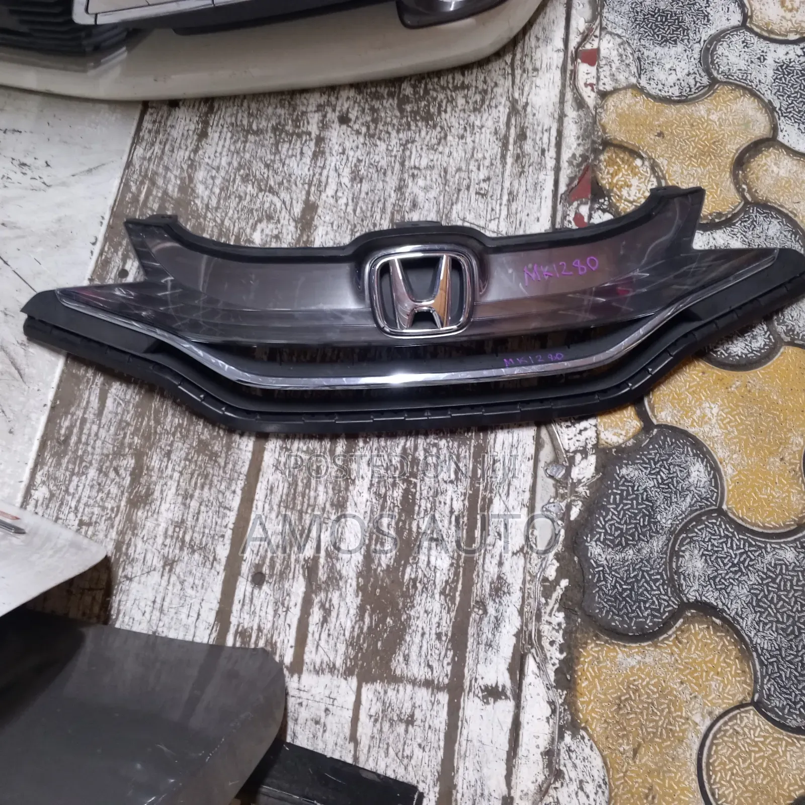 Honda Fit 2015 Grill