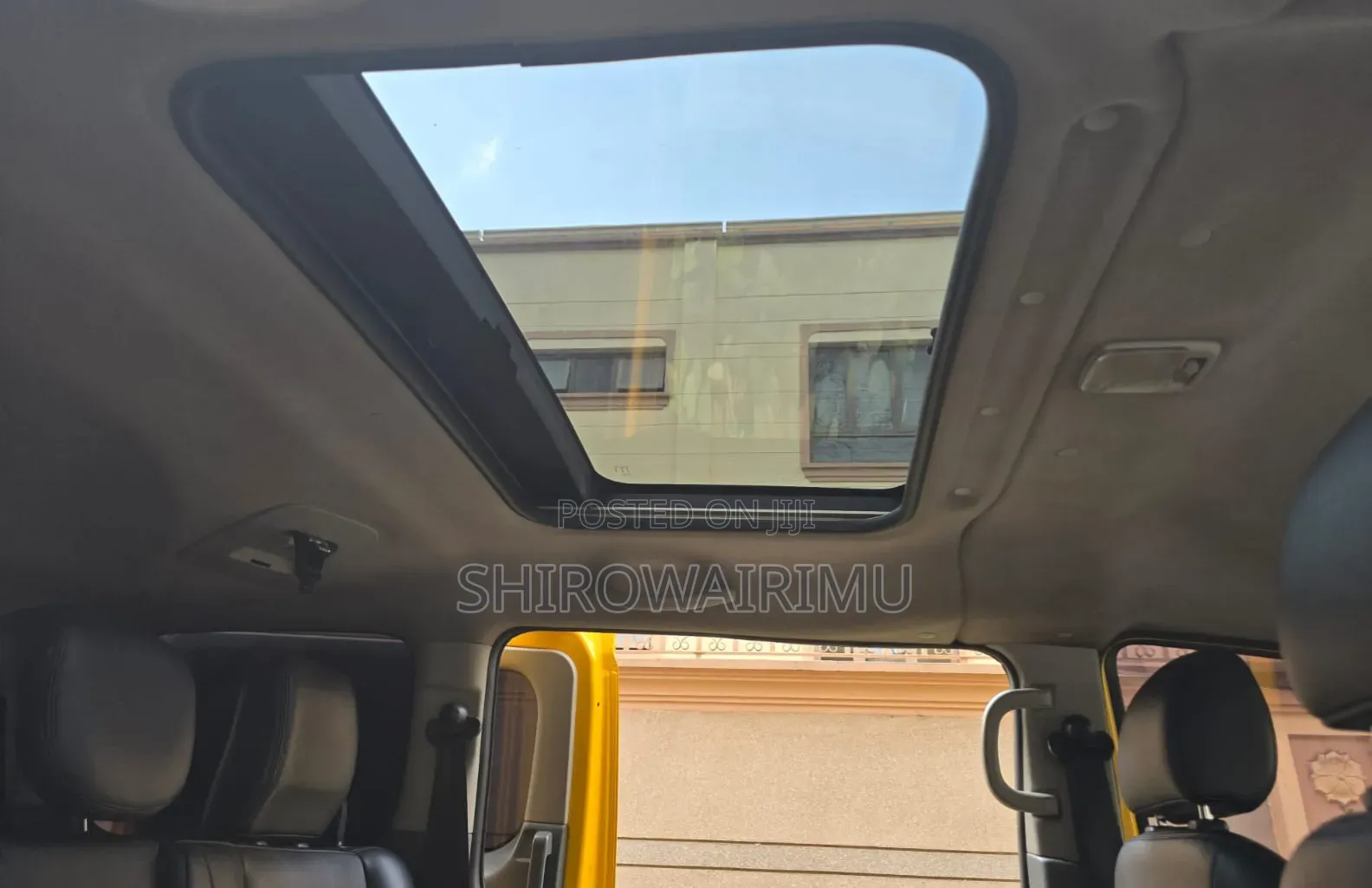 Nissan NV200 2015 Yellow