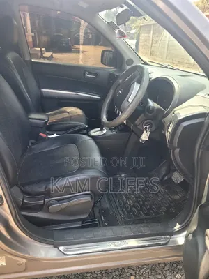 Nissan X-Trail 2010 Silver
