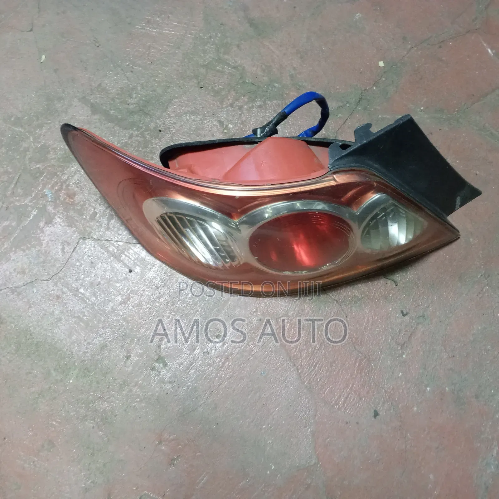 Mark X 2006 Taillight