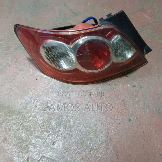 Mark X 2006 Taillight - thumbnail 3