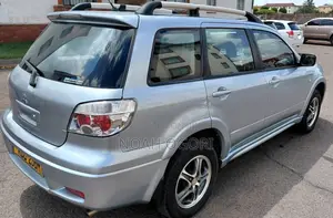 Mitsubishi Outlander 2007 Silver