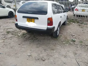 Toyota Corolla 2005 White