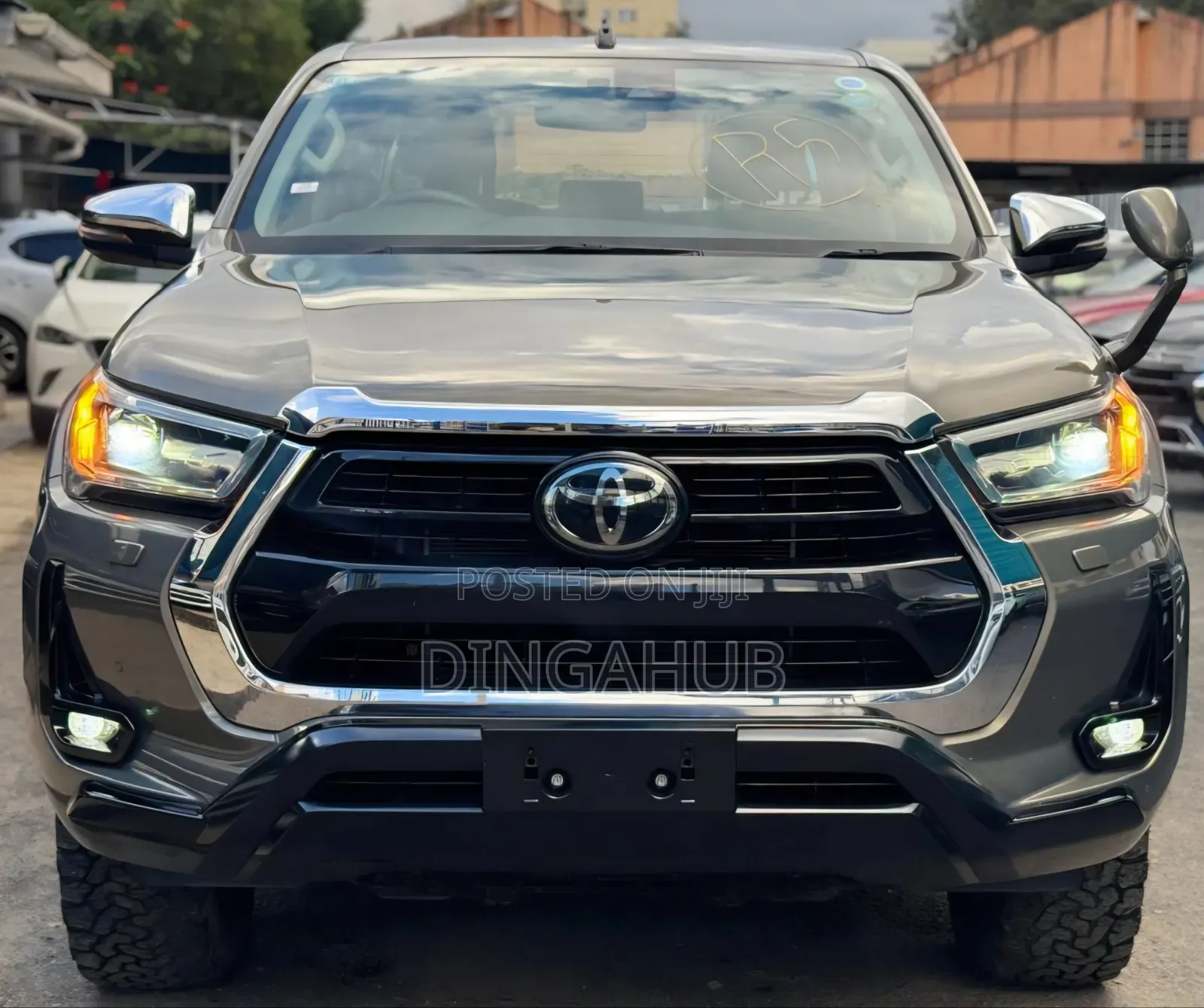 Toyota Hilux 2.4 Diesel 2020 Brown