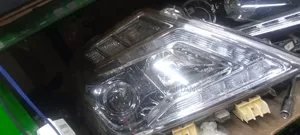 Nissan Patrol 2017 Headlights