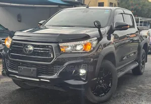 Toyota Hilux 2019 Matt Black