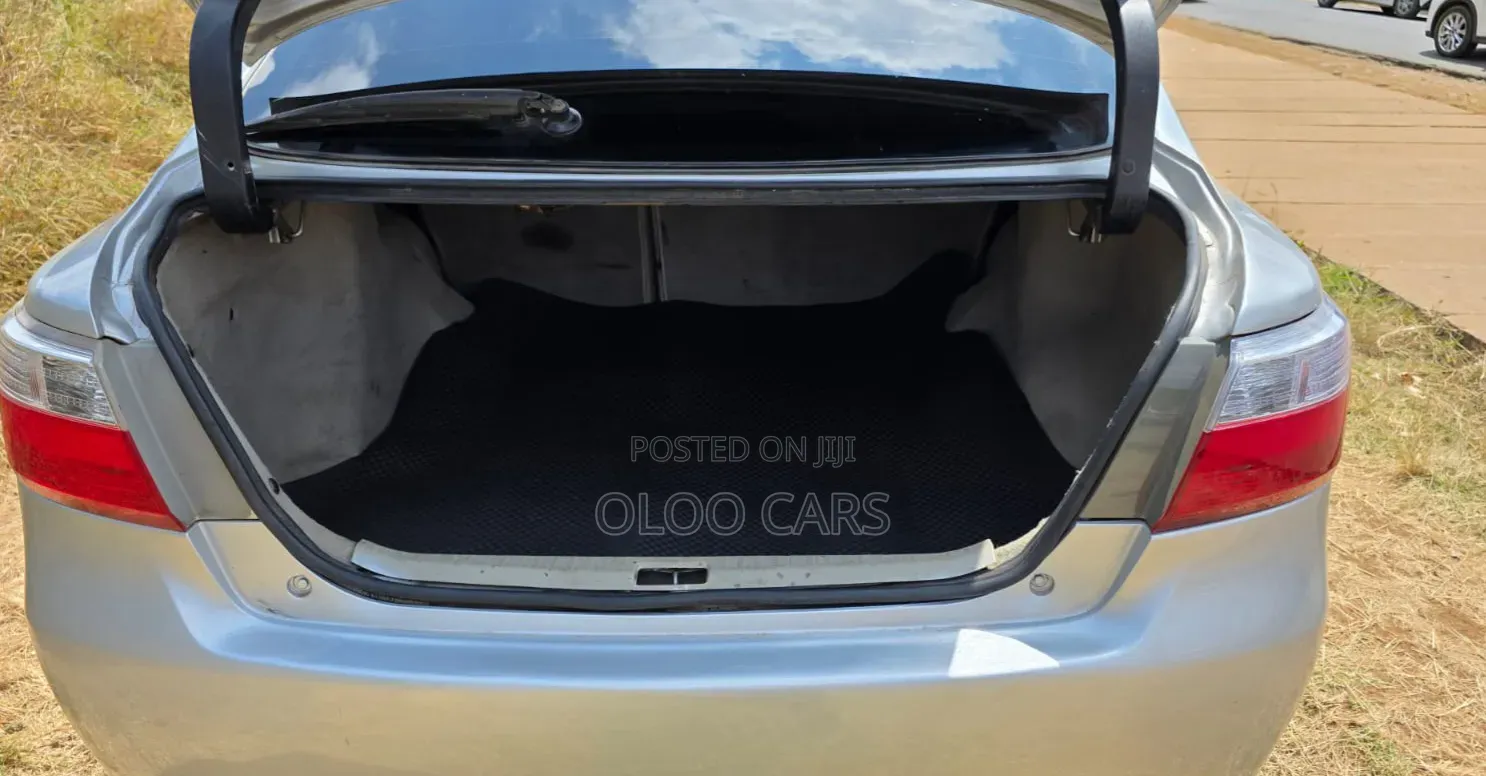 Toyota Premio 2009 Silver