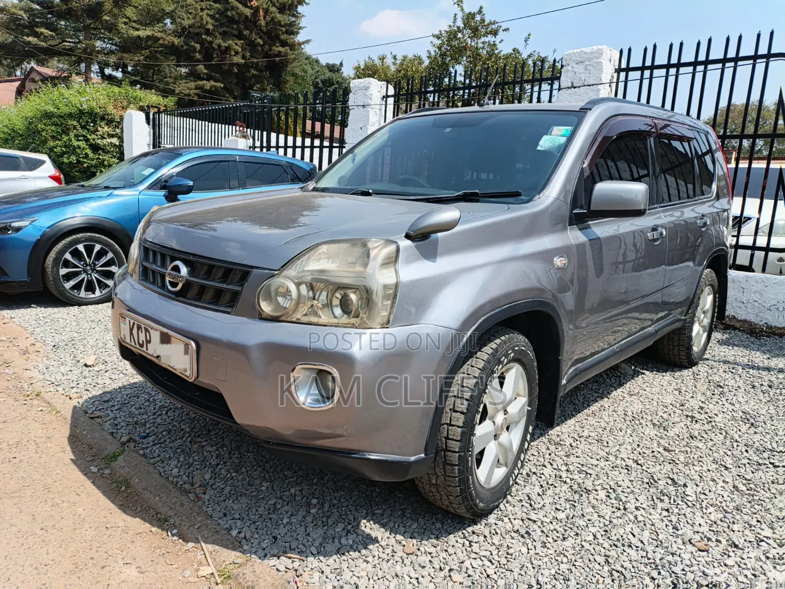 Nissan X-Trail 2010 Silver