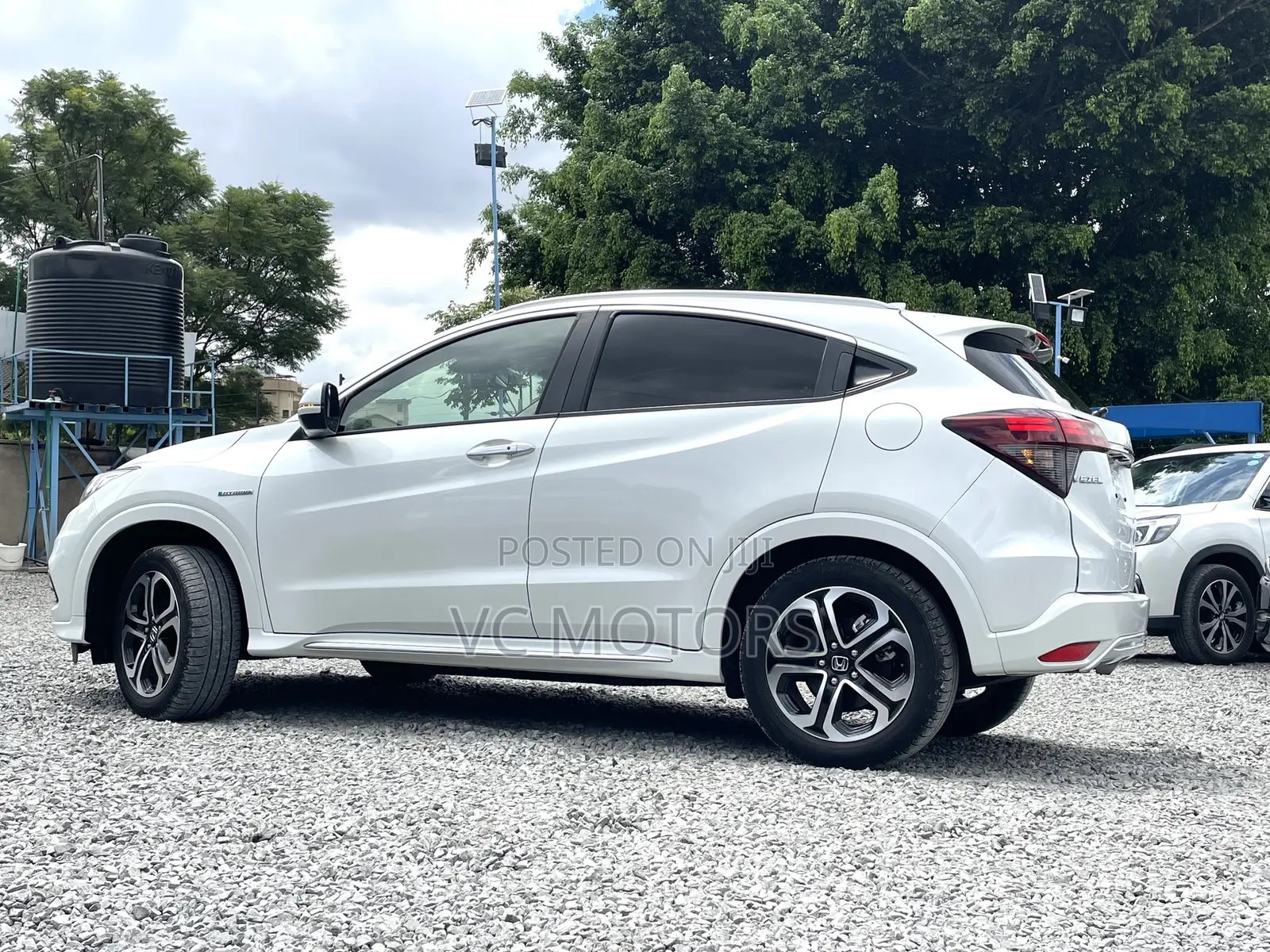 Honda Vezel 1.5 Hybrid 2WD 2019 White