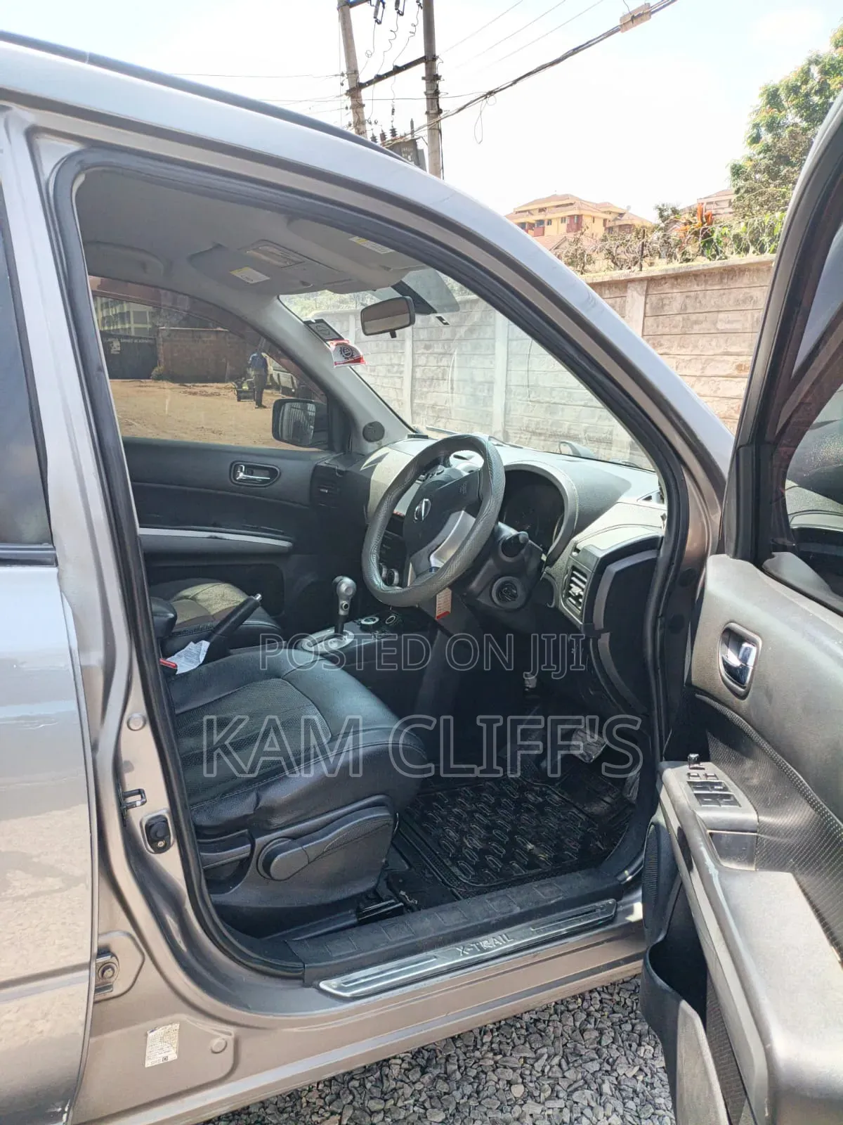 Nissan X-Trail 2010 Silver
