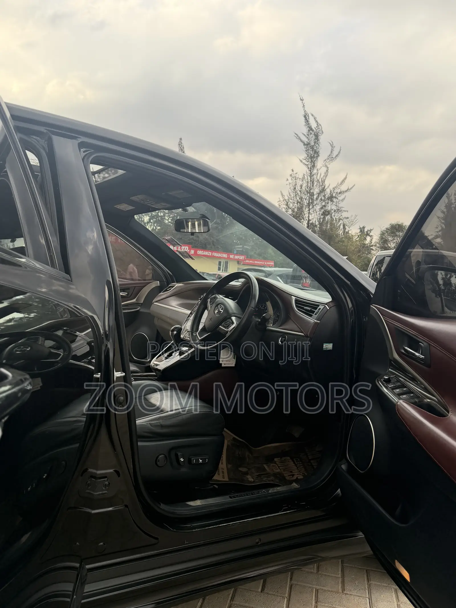 Toyota Harrier 2.0 4WD 2015 Black