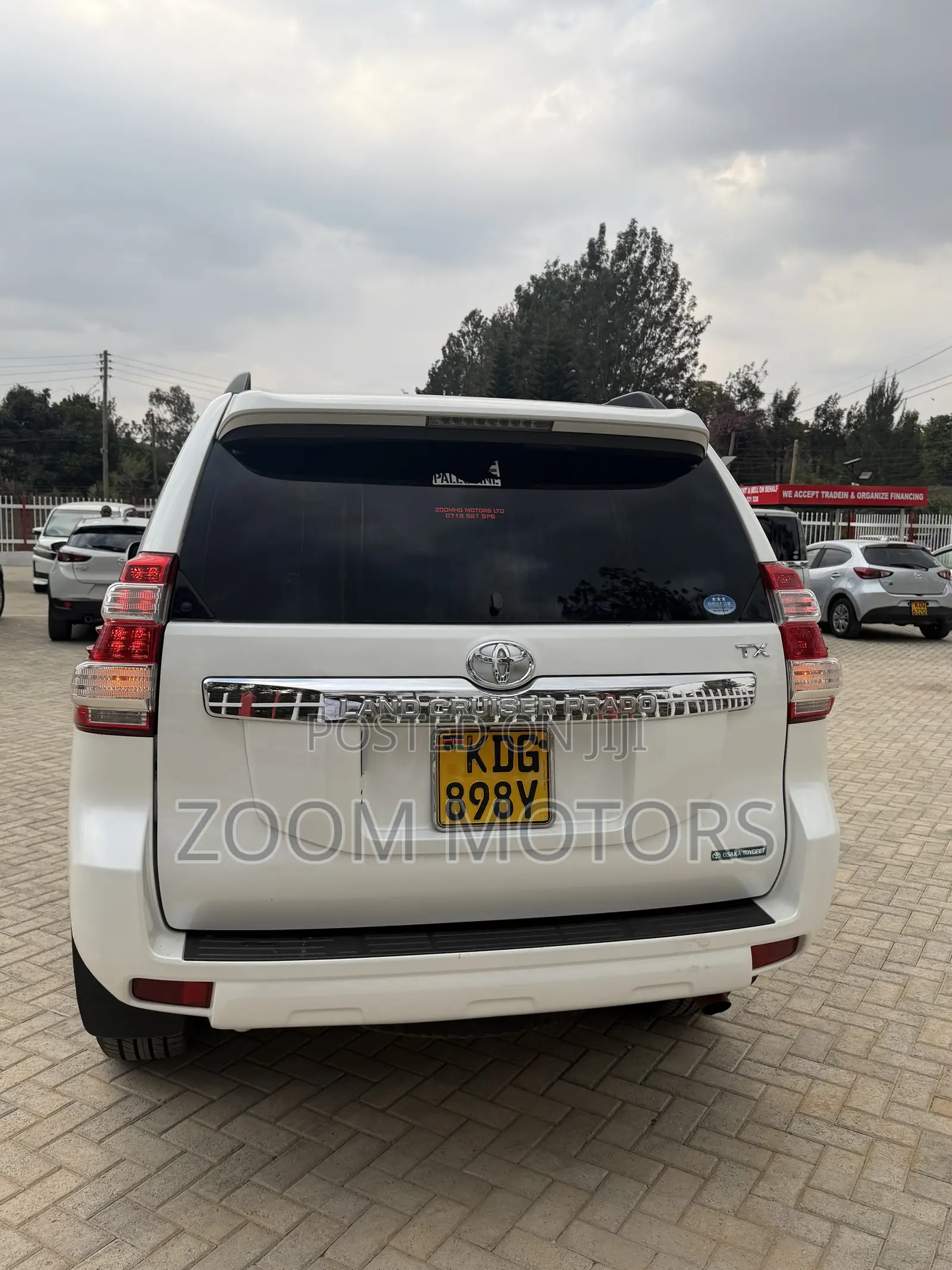 Toyota Land Cruiser Prado 2016 White
